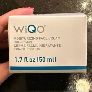 Wiqo moisturizer NWOT